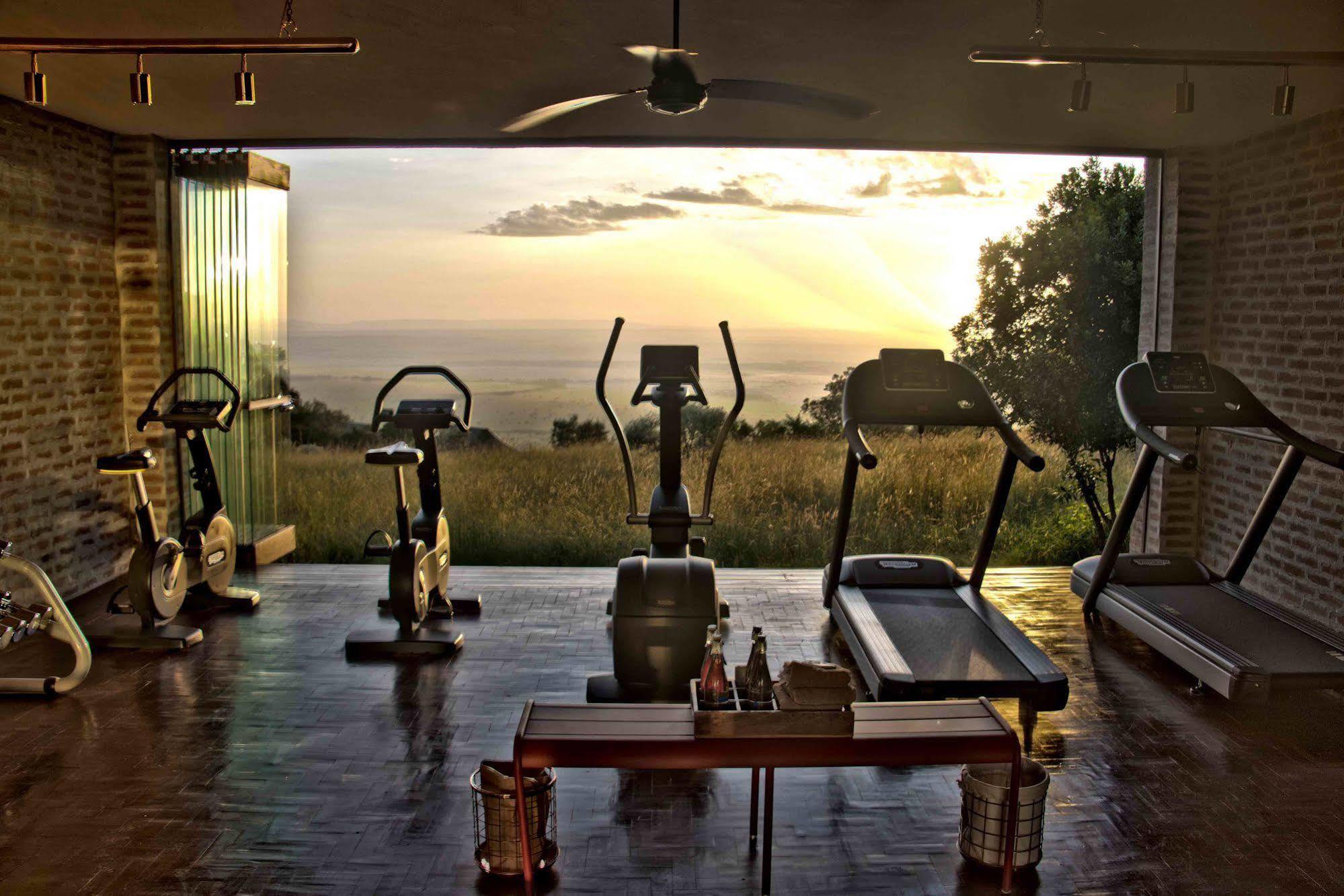 Angama Mara Hotel Maasai Mara Exterior photo